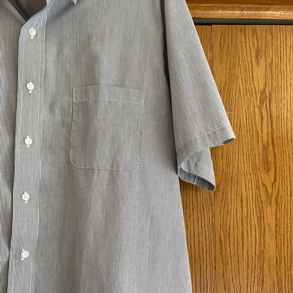 Men’s Striped Short Sleeve Button Down Shirt - Editions by Van Heusen Size 17.5 - Picture 3 of 7